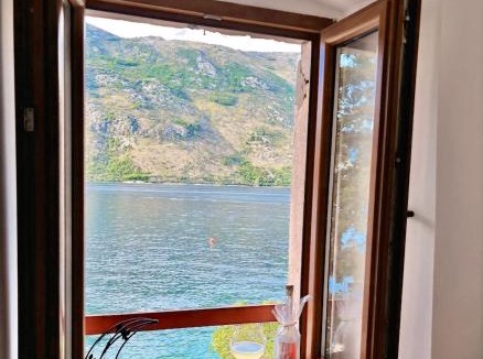 Donji Stoliv Apartment | Stonehouse Kotor Bay