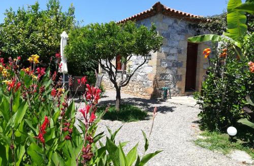 Lefktron House | Stoupa's Paradise