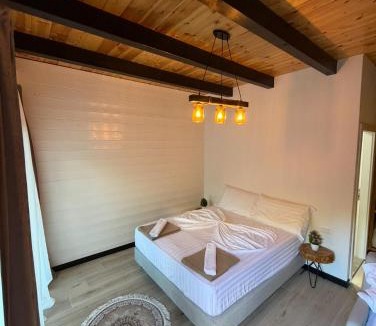 Theth Hotel | Streha e Bjeshkeve