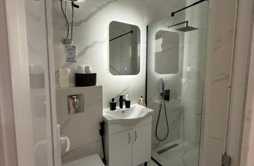 Maini Apartment | Studio 18 Budva