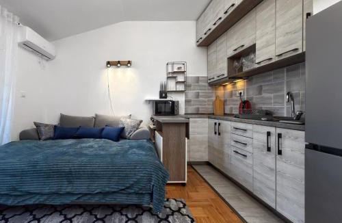 Burtaisi Apartment | Studio 89