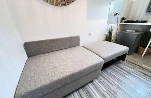 Parikia Apartment | Studio 'Aeolian Blu 3' with Sea View, Wi-Fi and Air Conditioning