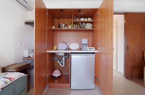 Vasilikos Apartment | Studio Apartment "Areti Orfeas One-Bedroom Apartment" near Beach with Balcony & Wi-Fi