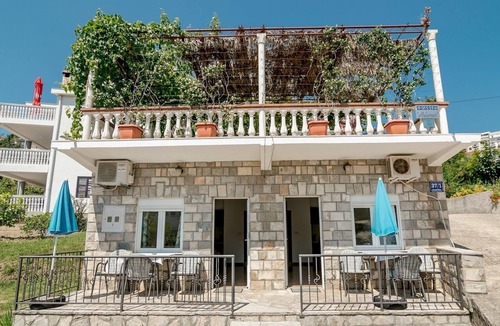 Igalo Apartment | Studio Apartment Bonaca