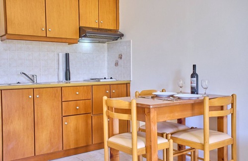 Sidari Apartment | Studio Apartment 'Vintage Resort 21' with Mountain View, Wi-Fi and Air Conditioning