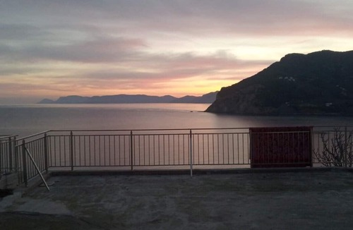 Skopelos Apartment | Studio Apartment 'Waves Of Millos 2' with Sea View, Wi-Fi and Air Conditioning