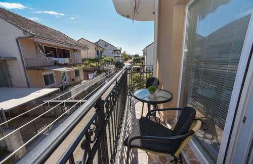 Tomicici Apartment | Studio apartment with balcony