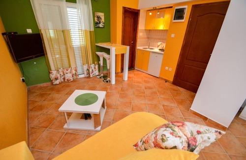 Kotor House | Studio Apartment With Garden View