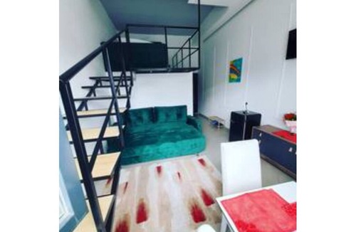 Tirana Condo | Studio Apartment with Netflix and AC