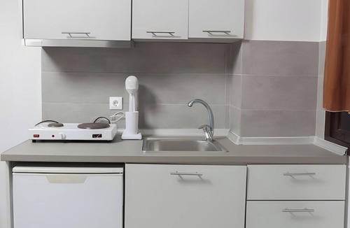 Pefkochori Apartment | Studio “For 2 with Mountain View 5” with Mountain View, Wi-Fi and Air Conditioning