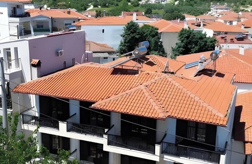 Pefkochori Apartment | Studio 'For 3 with Mountain View 4' with Shared Terrace, Wi-Fi and Air Conditioning