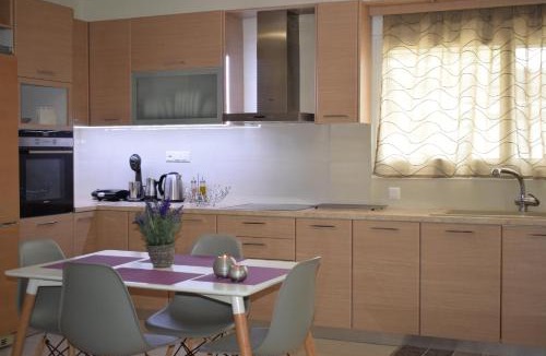 Paralia Vergas Apartment | Studio Holiday Kalamata