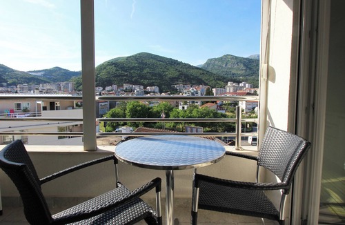 Maini Apartment | Studio in the center of Budva