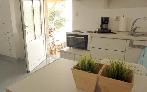 Faistos Apartment | Studio Ioanna - Oasis holiday houses
