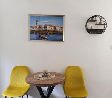 Skaljari Apartment | Studio Verde with swimming pool