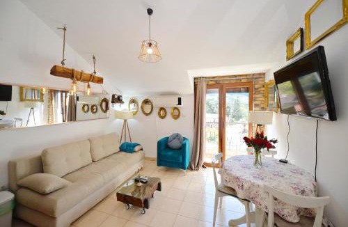 Skaljari Apartment | Stylish apartment 22