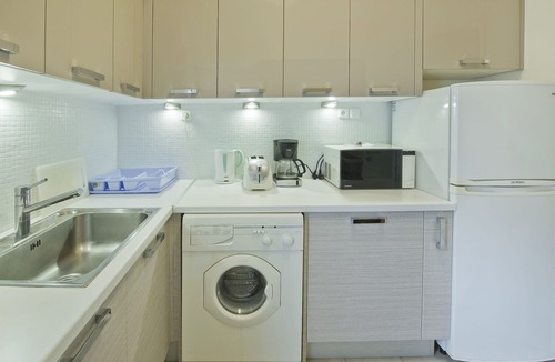 Exarhia Apartment | Stylish Central - Two Bedroom Apartment, Sleeps 5