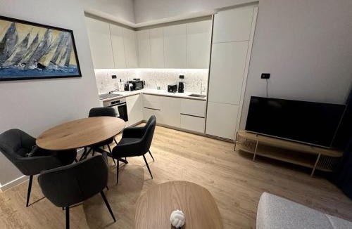 Tomicici Apartment | Stylish Flat by Porto Montenegro
