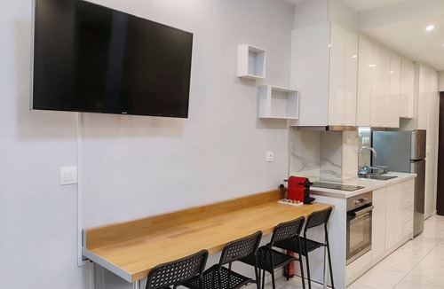 Thessaloniki City Centre Apartment | Stylish Fully Equipped City Center Condo