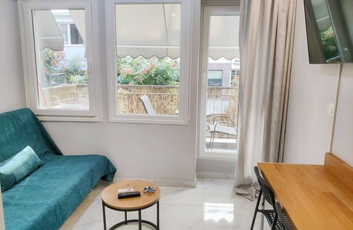 Thessaloniki City Centre Apartment | Stylish Fully Equipped City Center Condo