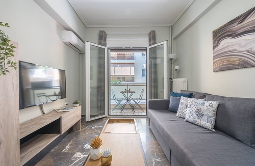 Ilisia Apartment | Stylish Suite by CloudKeys