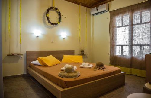 Yenion Apartment | Summer Bed Nydri