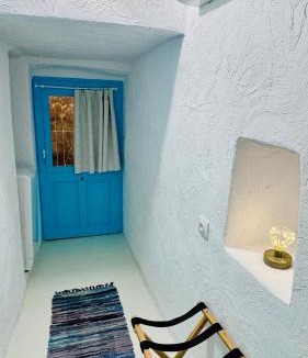 Ioulida Apartment | Summer Breeze Petite in Ioulis!