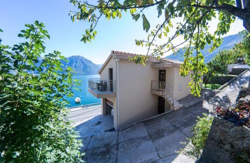 Donji Morinj House | Summer home Morinj