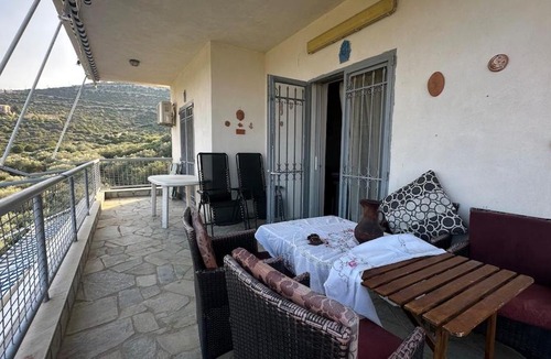 Kymi-Aliveri Apartment | summer house
