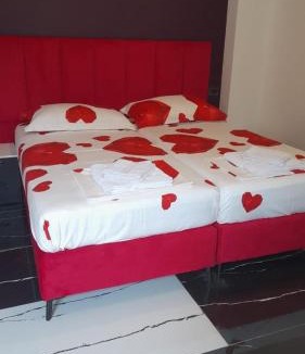Qeparo Hotel | Summer Rooms