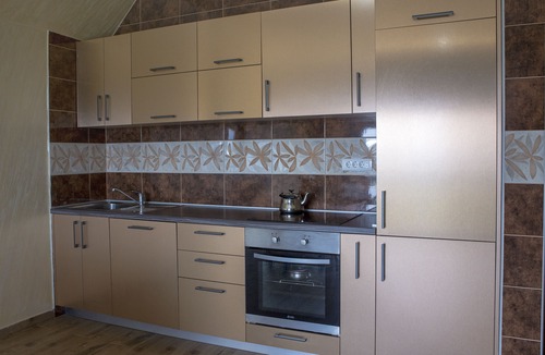 Zabljak Apartment | Summit One-Bedroom Apartment Retreat in Zabljak