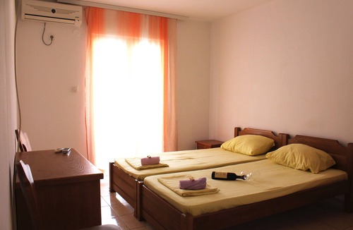 Babilonija Hostel | Sun Hostel Budva