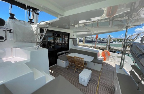 Elliniko Boat Rental | Sun-Kissed Sailing Adventure in the Saronic Islands
