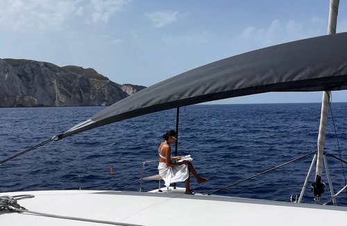 Alimos Boat Rental | Sun-Kissed Sailing Adventure in Islas Sarónicas
