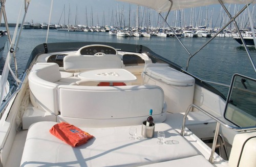 Alimos Boat Rental | Sun-Kissed Sailing Adventure in Islas Sarónicas