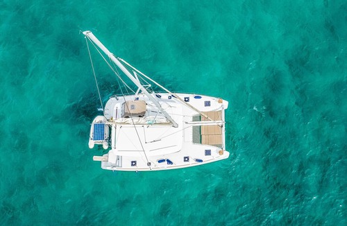 Alimos Boat Rental | Sun-Kissed Sailing Adventure in Islas Sarónicas