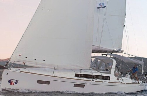 Nea Peramos Boat Rental | Sun-Kissed Sailing Adventure in the Saronic Islands