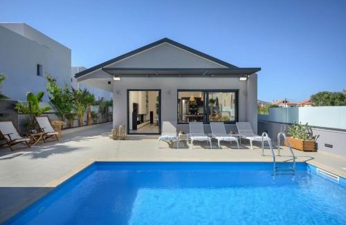 Agia Marina Villa | Sun Ray Beach Life Villa