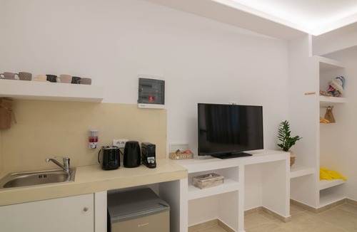 Agrilia Apartment | Suncourt Lux Rooms