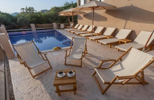Dobra Voda Apartment | Sunday Dobra Voda - Sea-view Apartment
