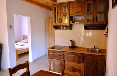 Virpazar House | Sunlight Cottage Maya
