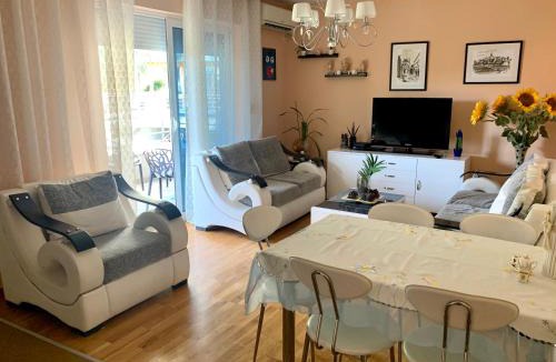 Petrovac Apartment | Sunny Apartment Petrovac