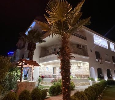 Gjerana House | Sunny apartments