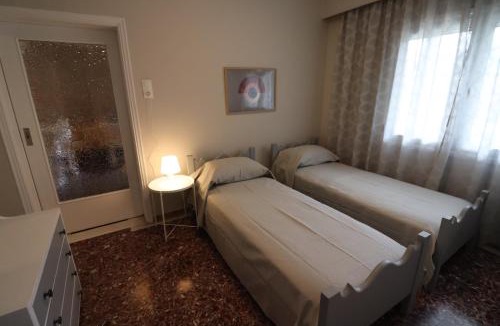 Spata-Artemida House | Sunny Cottage near the beach