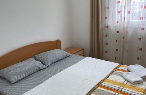 Dubovica Apartment | Sunny one bedroom apartment with city view