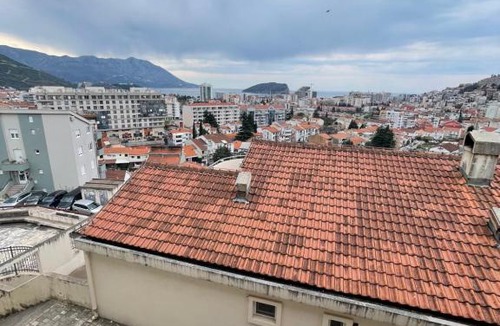 Dubovica Apartment | Sunny one bedroom apartment with city view