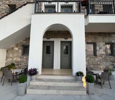 Zia Apartment | sunny rock 2 apartments