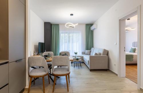 Becici Apartment | Sunny side Wellness Resort & Spa - Cascade