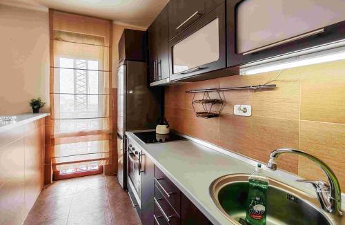 Lazi Apartment | Sunny three-bedroom apartment in Budva