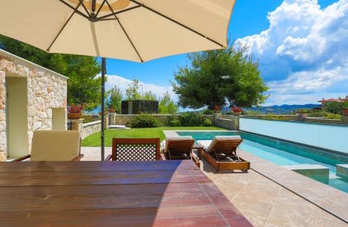 Pallini Villa | Sunny Villa Epta